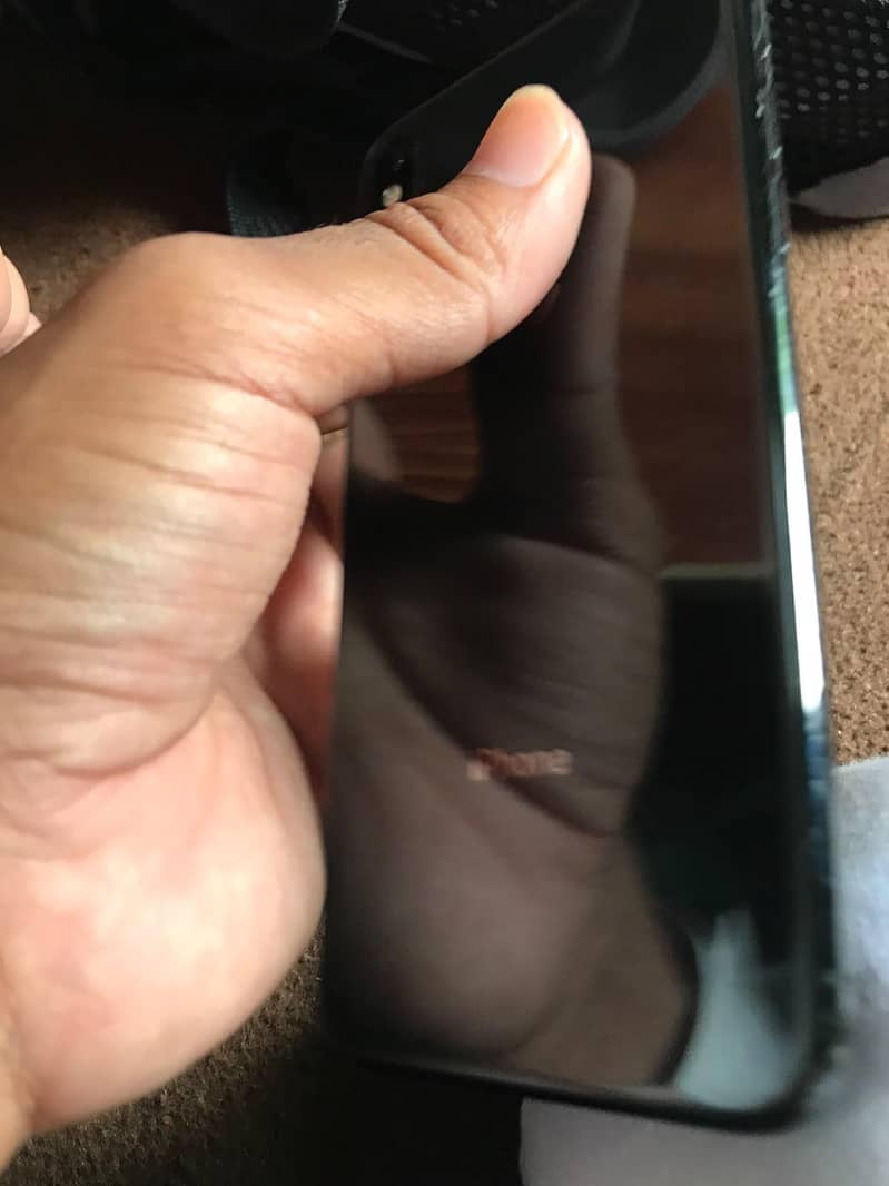 Apple iPhone X 5