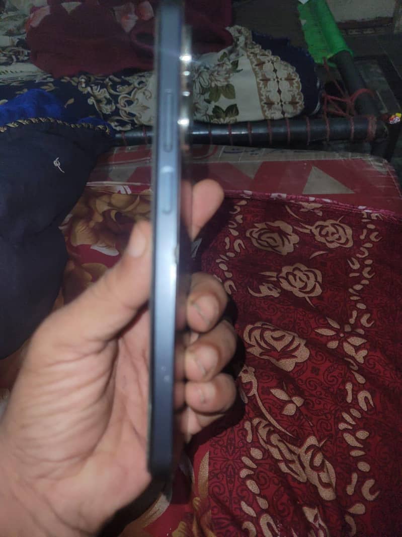 Realme C55 4