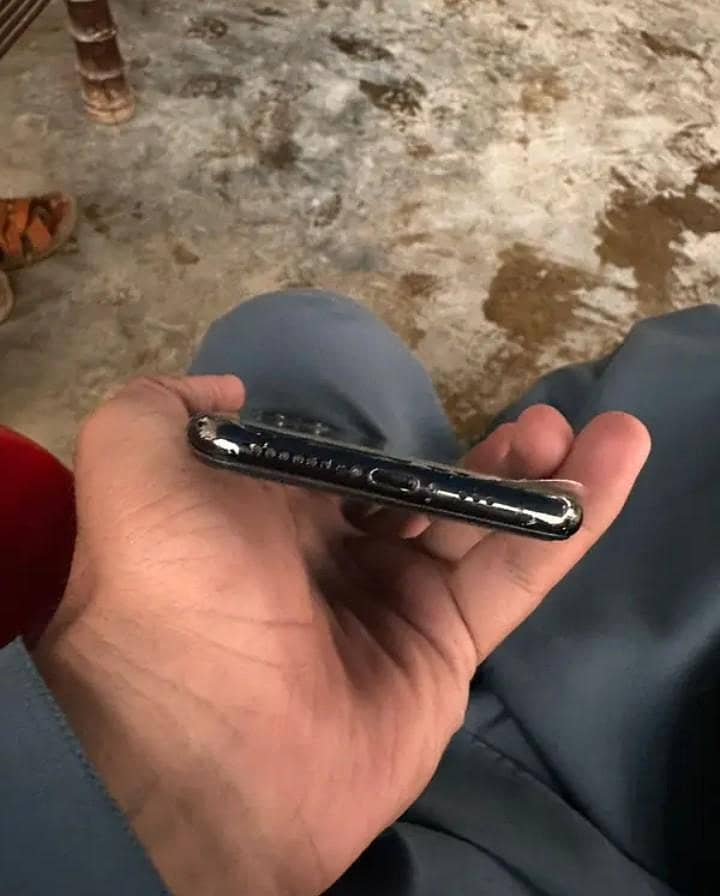 Apple iPhone 11 Pro 3