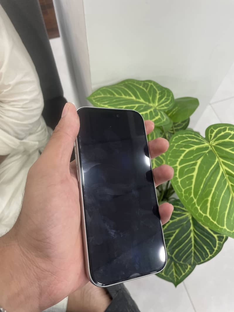 Apple iPhone 17 Pro 2