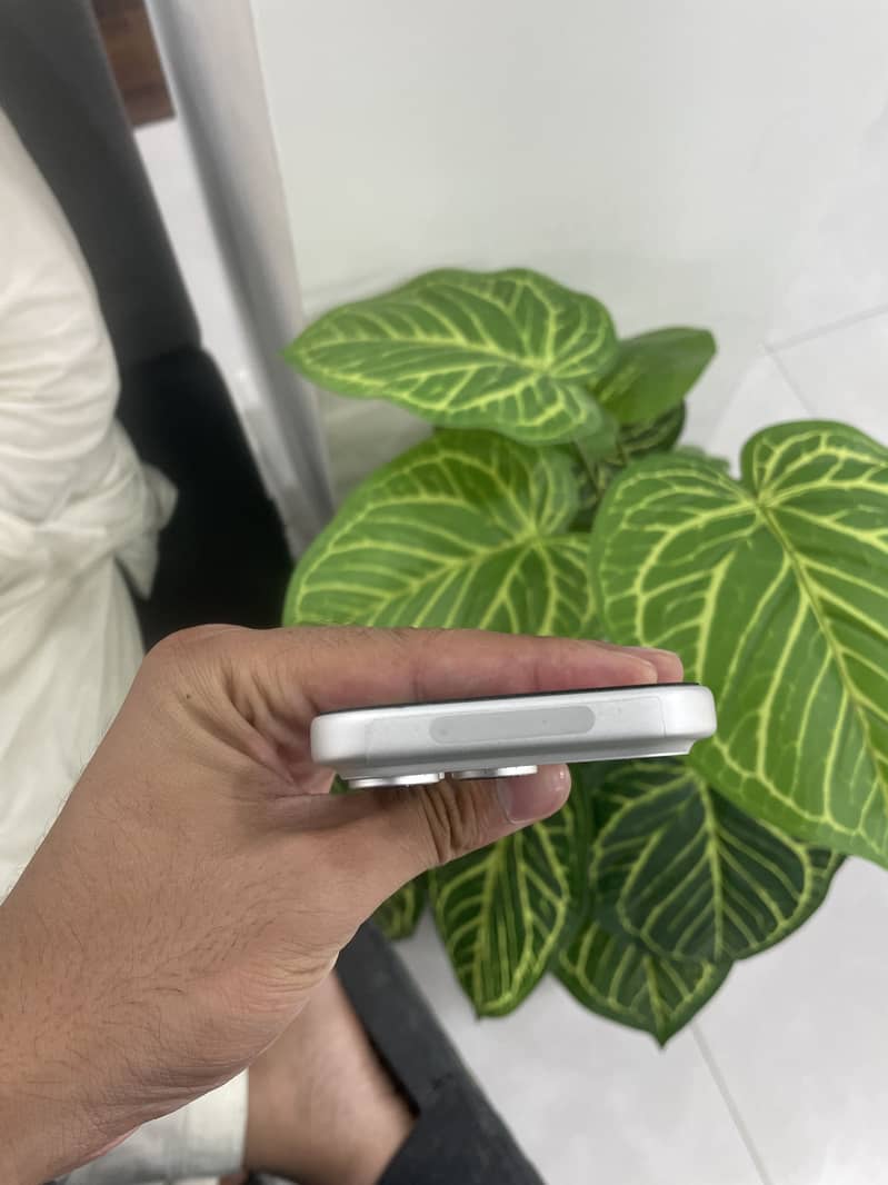 Apple iPhone 17 Pro 5