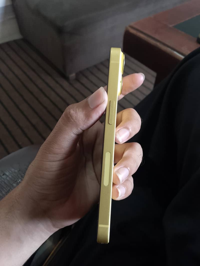 Apple iPhone 14 1