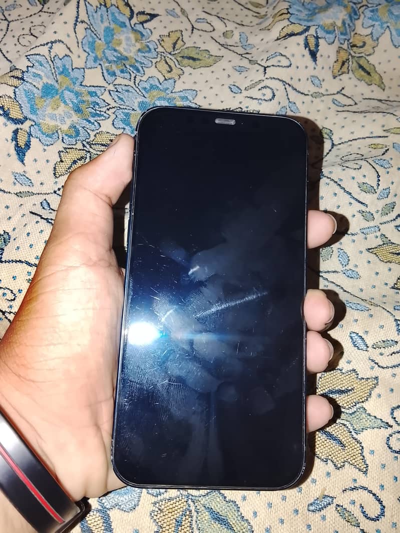 Apple iPhone 12 0