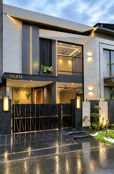 Beautiful 5 Marla 3-Bed House for Sale DHA 9 Town, Block A