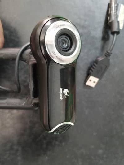 Original Logitech USB Webcam with Mic (100% Working Condition)