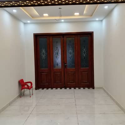 10 Marla Upper Portion Available For Rent At Prime Location