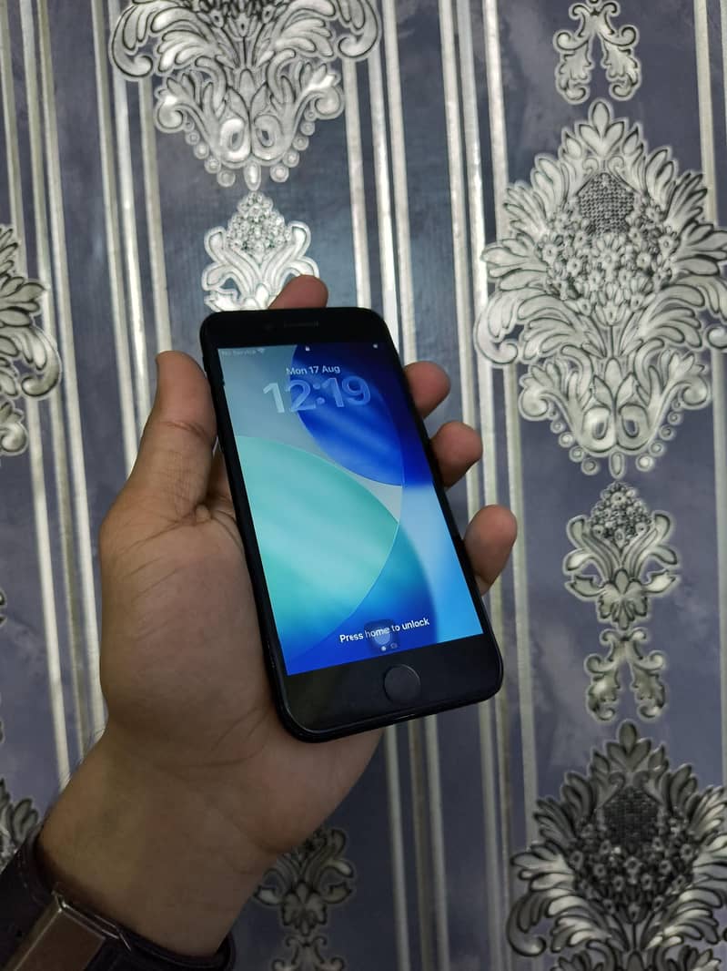 Apple iPhone SE 1
