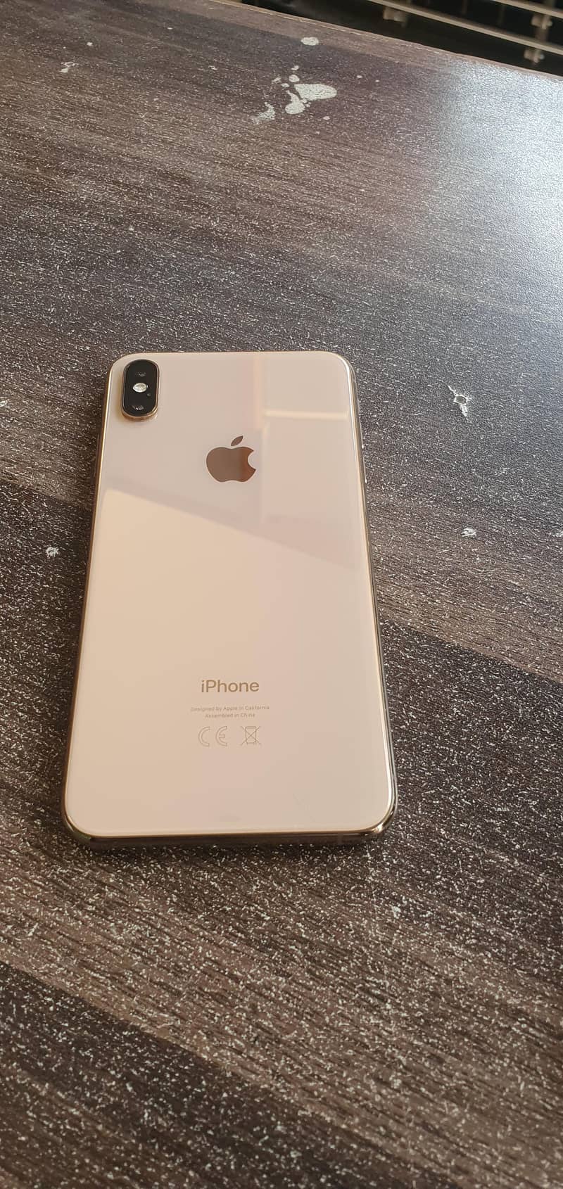 Apple iPhone XS Max 0