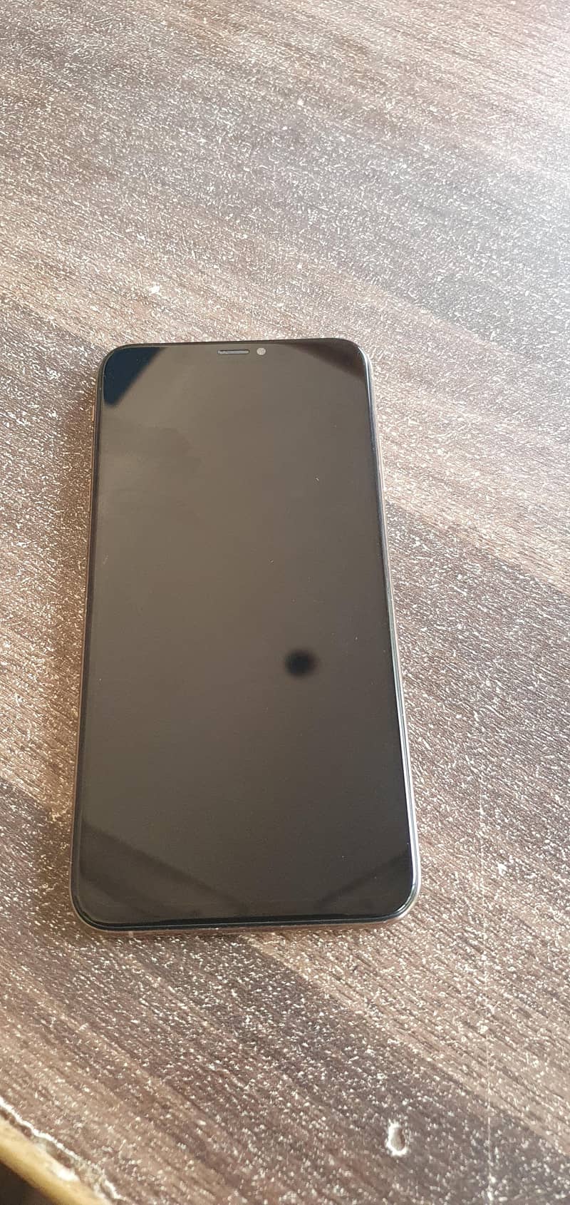 Apple iPhone XS Max 1