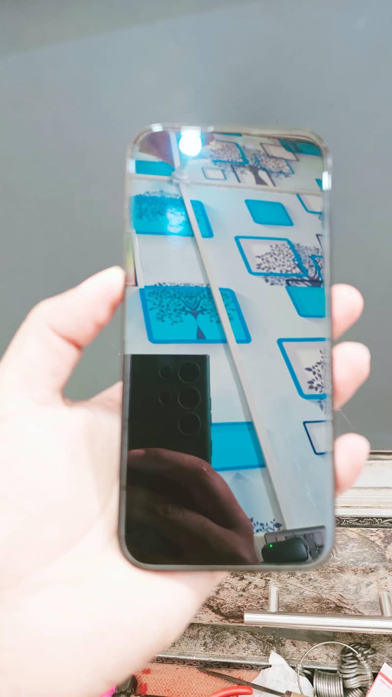 Apple iPhone 16 Pro Max 6