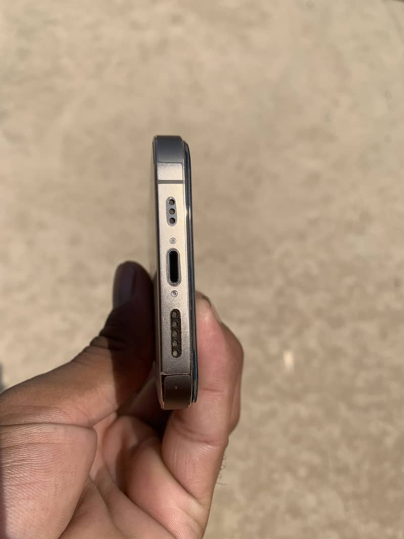 iPhone 13 Pro 5