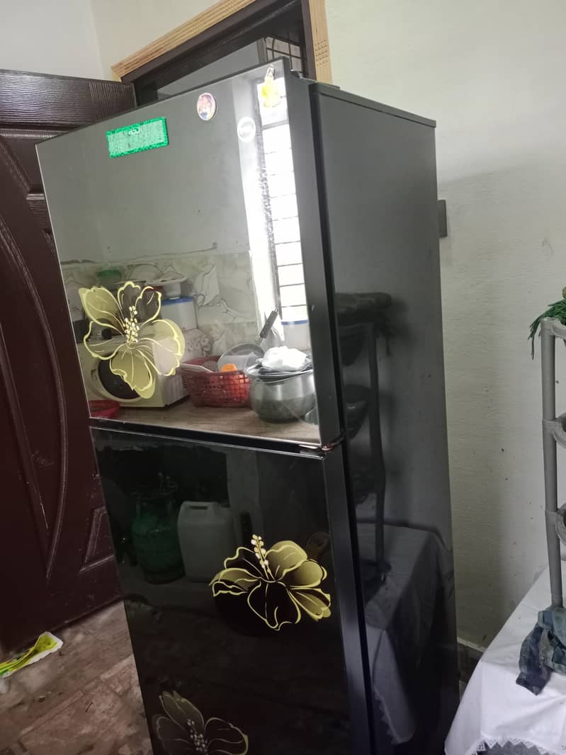 PELI فریج بالکل ریپئرنگ کے بغیر — بہترین کنڈیشن 1