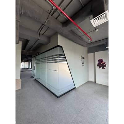 Office 3000 sqf available for rent in Gulberg Main Boulevard road