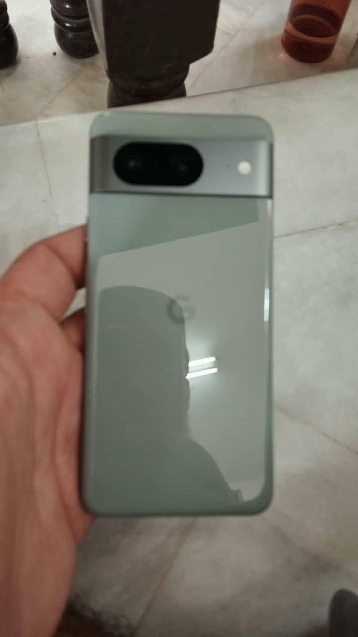 Google Pixel 8 0