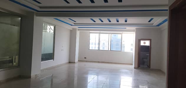 G/11 markaz new Plaza vip location 2nd floor corner 800sq office space available for rent, lift available