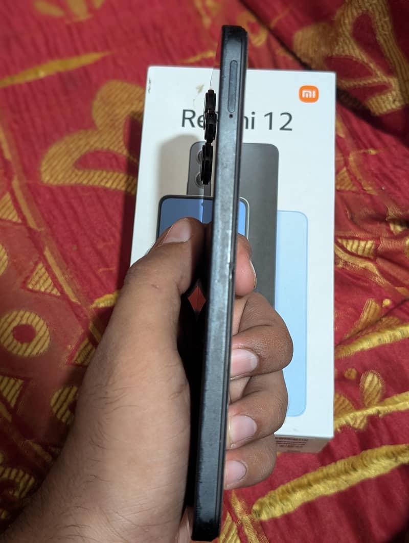 Xiaomi Redmi 12 3