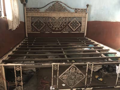 Steel bed