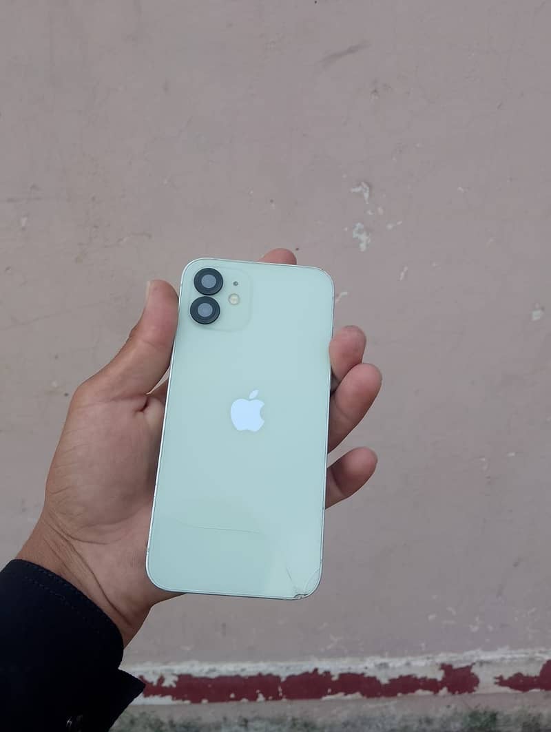 Apple iPhone 12 0