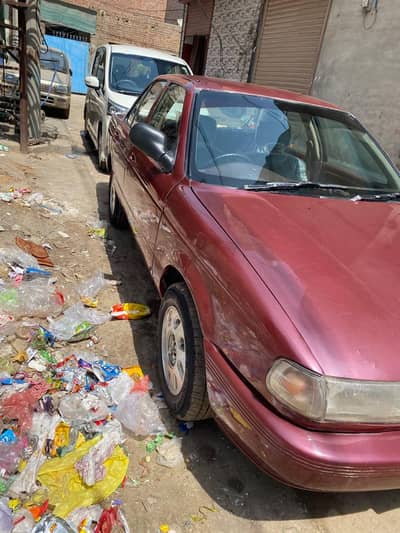Nissan Sunny 1991