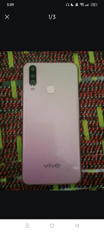 Vivo Y17