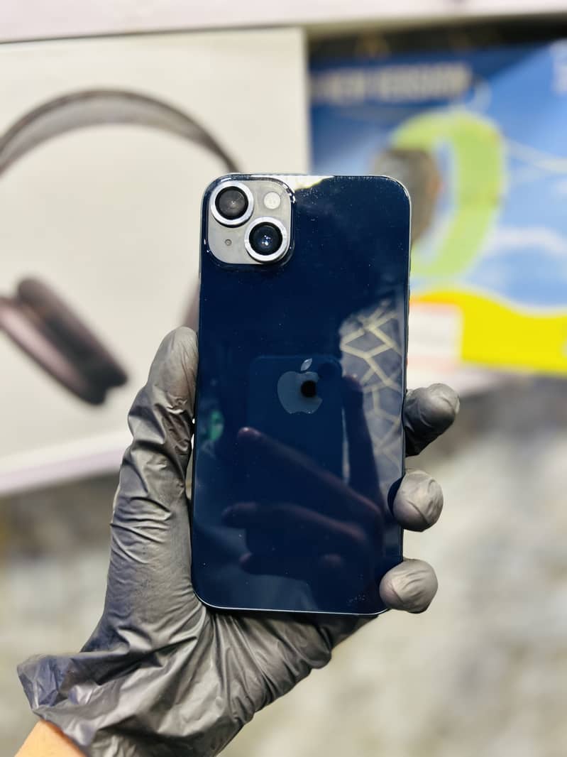 Apple iPhone 14 plus 3