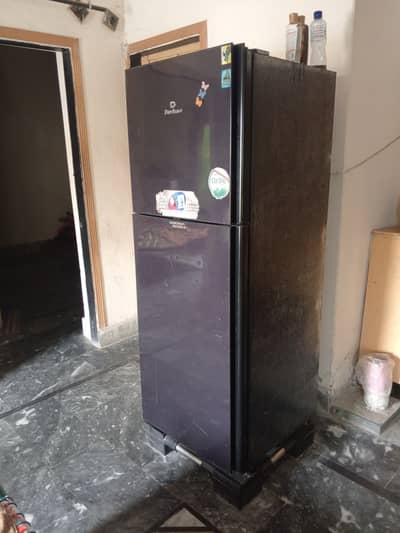 Dawlance fridge good condition