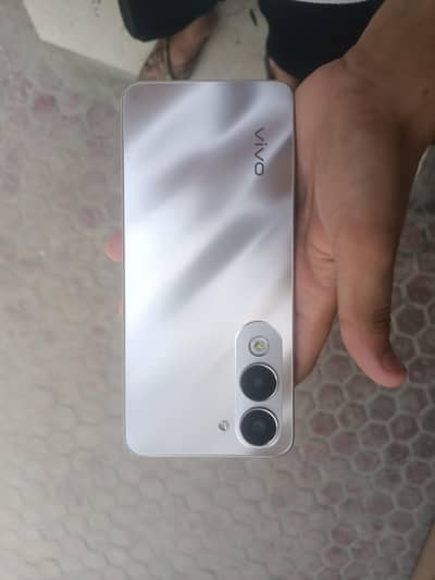 Vivo Y04