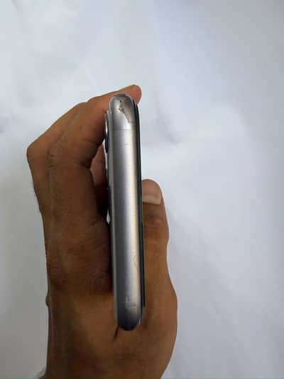 Apple iPhone 11 bypass
