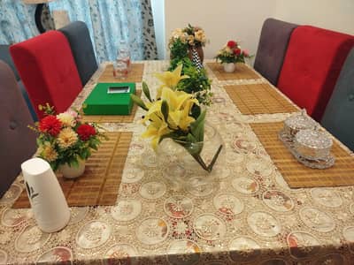 Dining table for sale