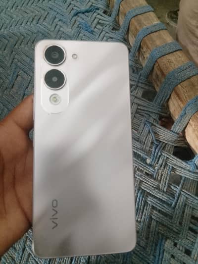 Vivo Y04