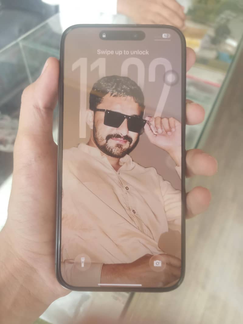 Apple iPhone 15 Pro Max 1