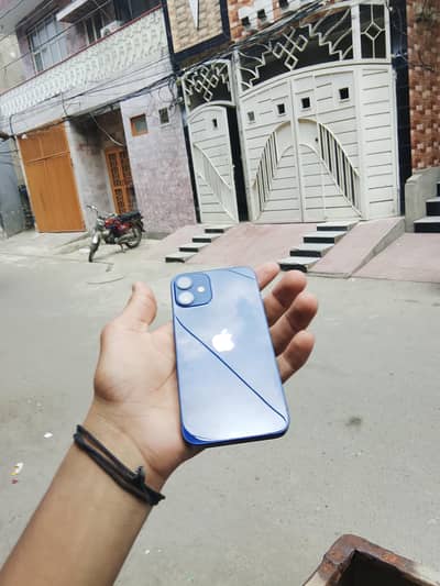 Apple iPhone 12 mini