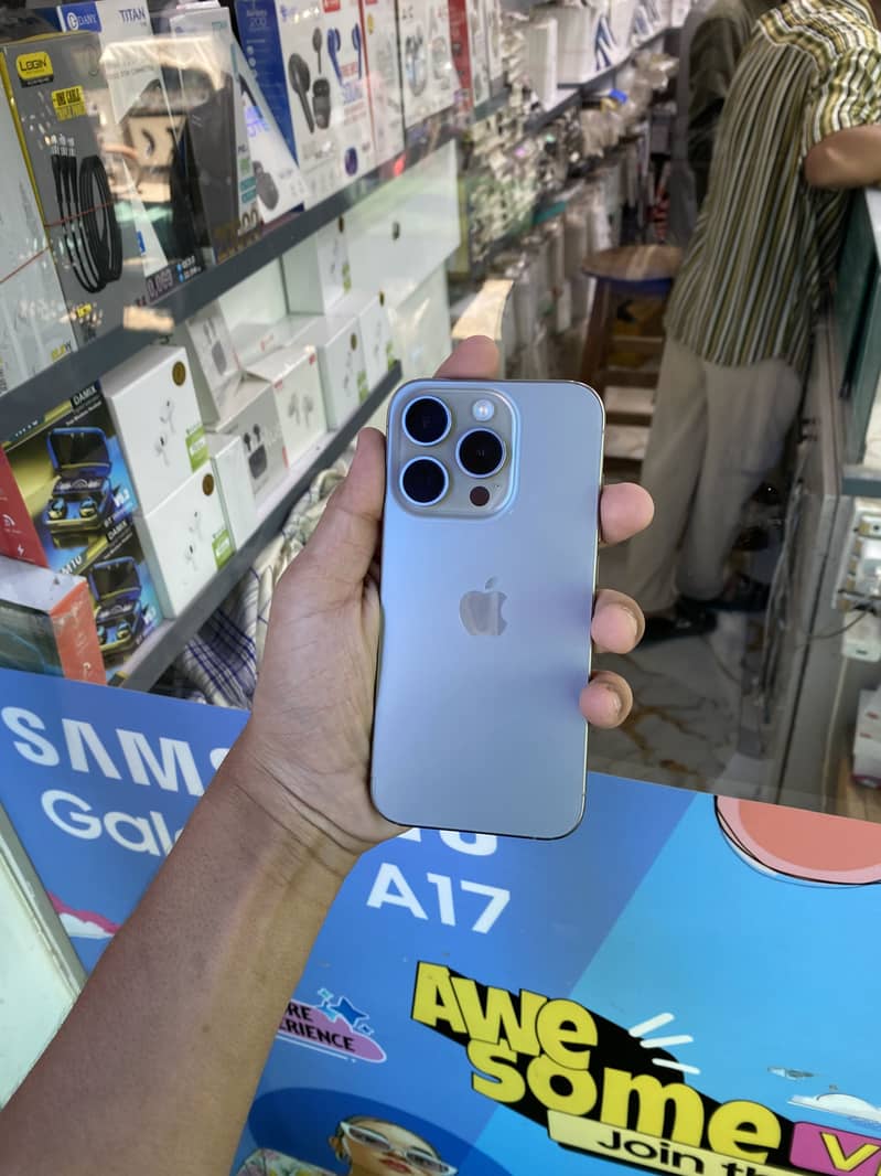 Apple iPhone 15 Pro 2