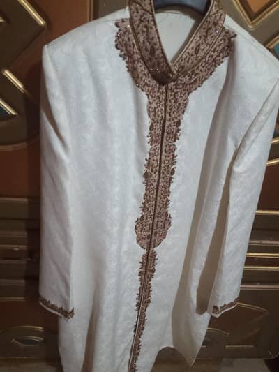 decent groom sherwani