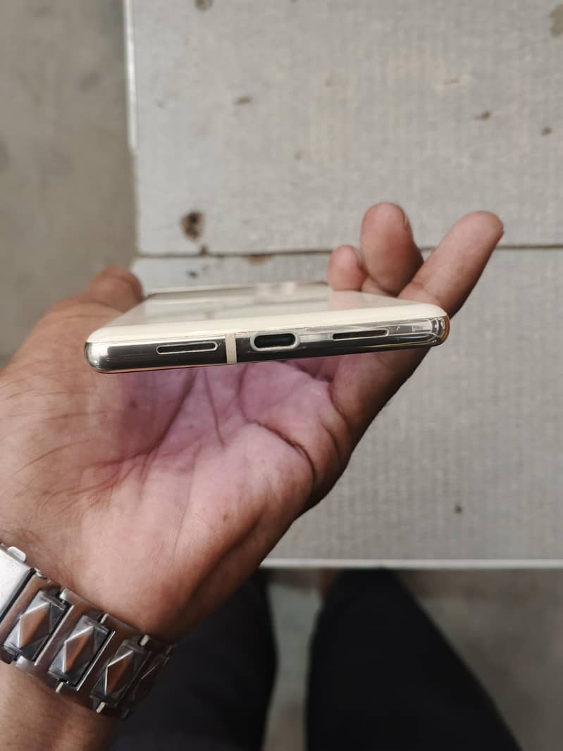 Google Pixel 6 Pro 2