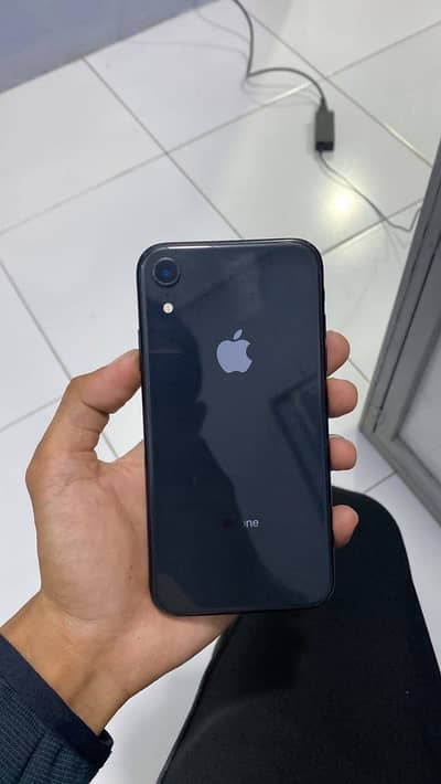 Apple iPhone XR