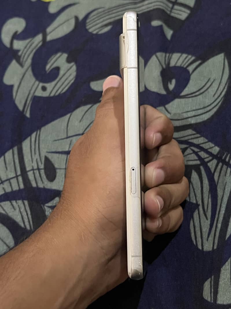 Google Pixel 7 6