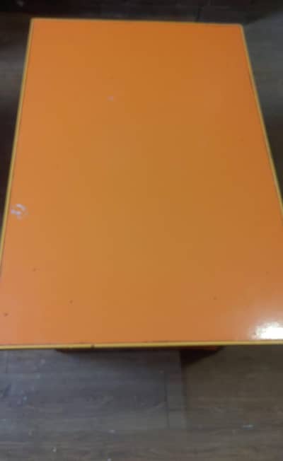 Neat and clean table good as new