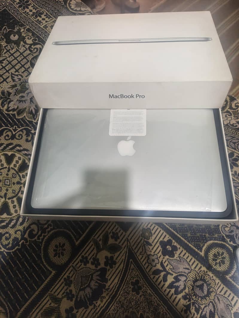 MacBook Pro 0
