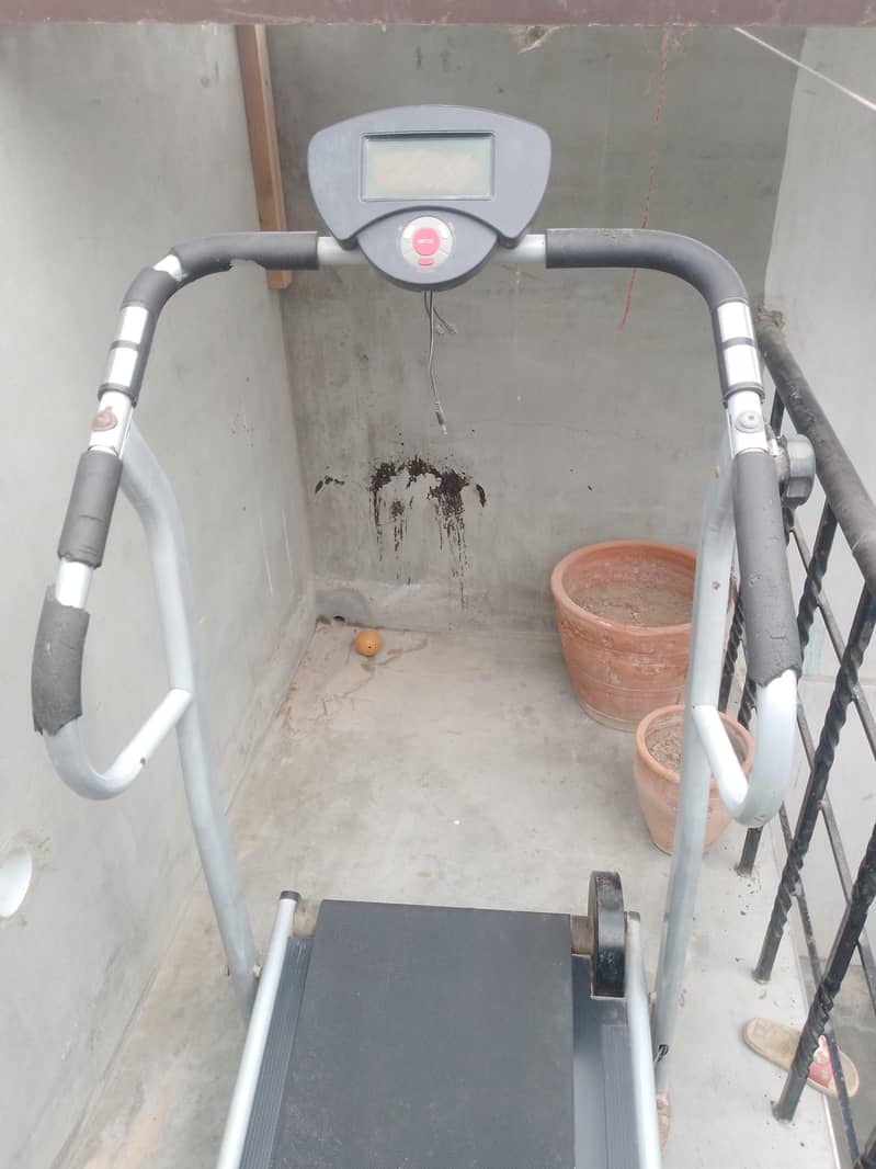 Foldable Manual Treadmill 0