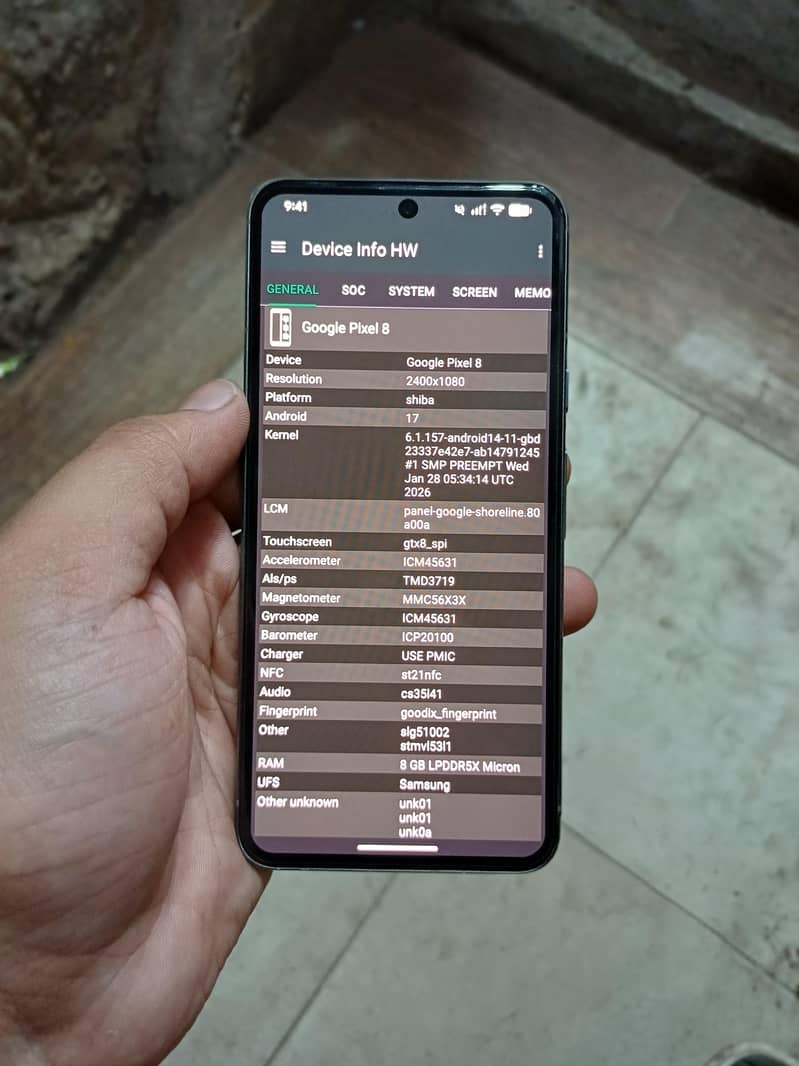 Google Pixel 8 2