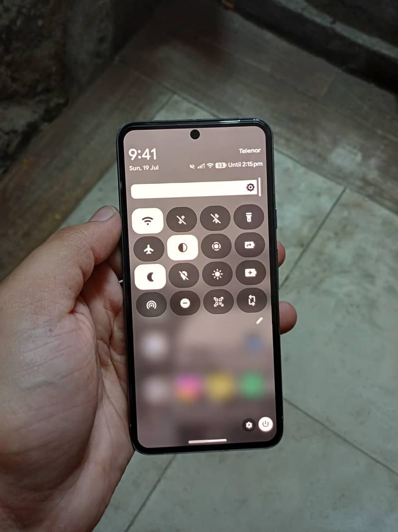 Google Pixel 8 4