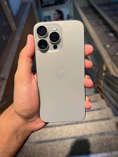 Apple iPhone 15 Pro Max JV