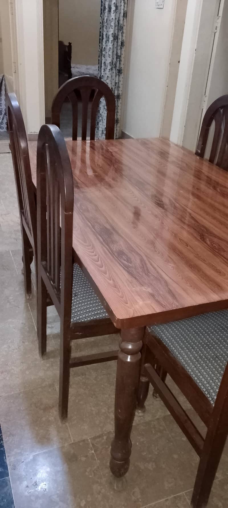 Dining table 4