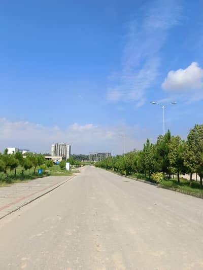 In Top City 1 - Block C Residential Plot For sale Sized 1 Kanal