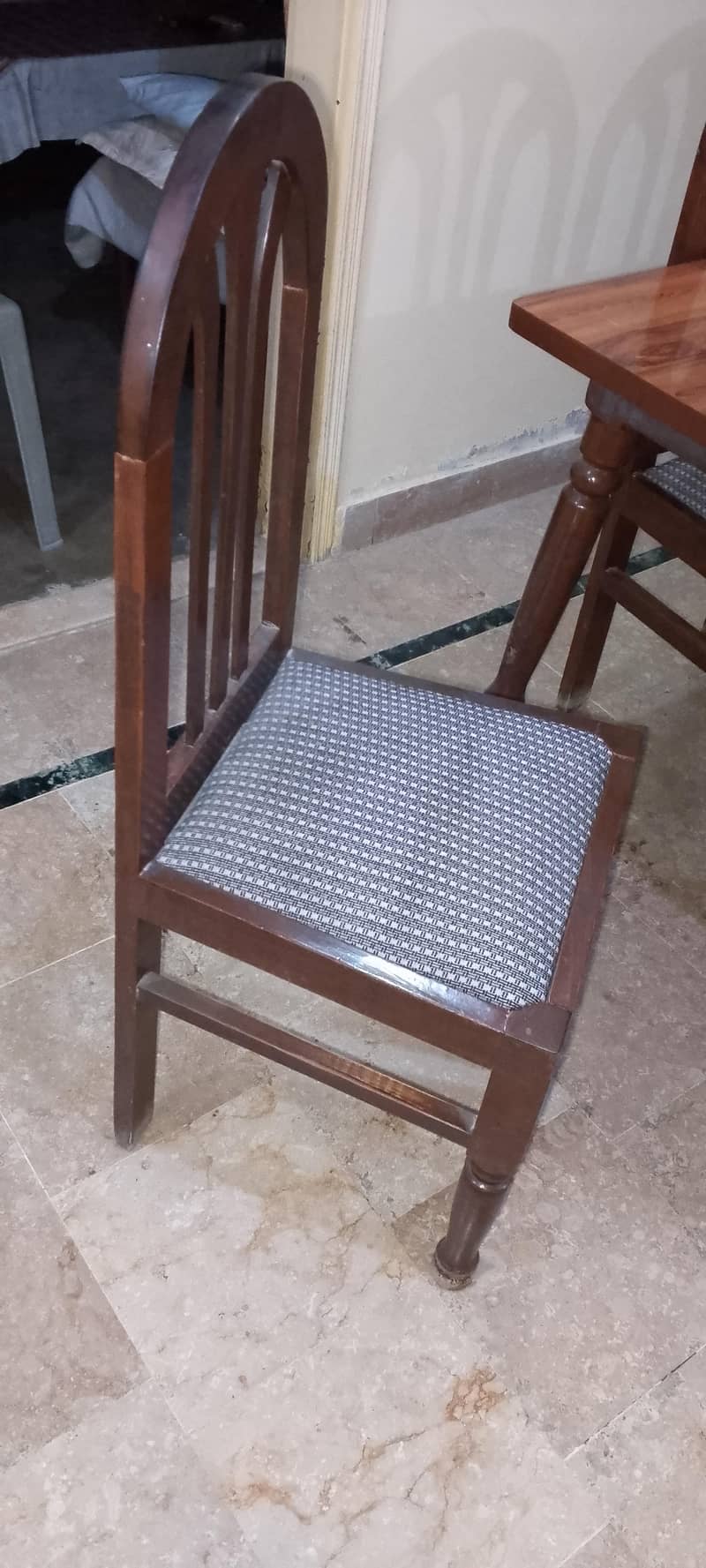 Dining table 5