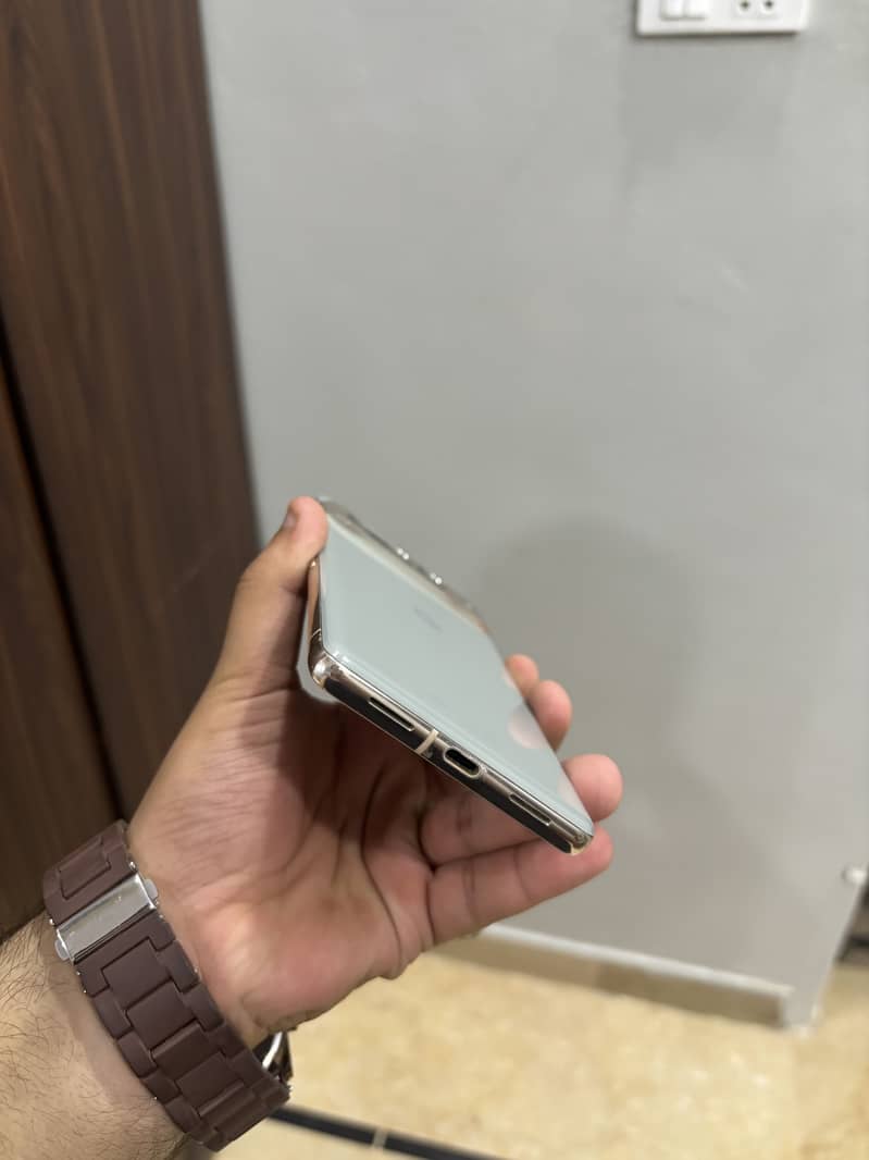 Google Pixel 7 Pro 4