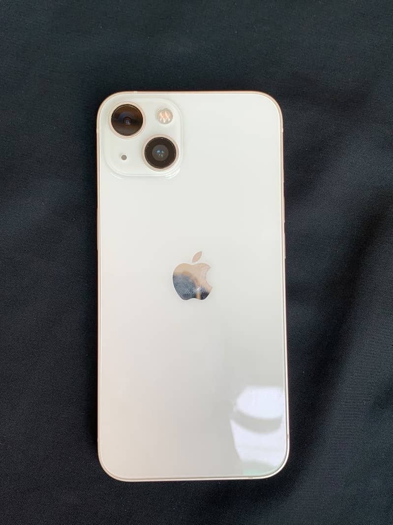 Apple iPhone 13 5