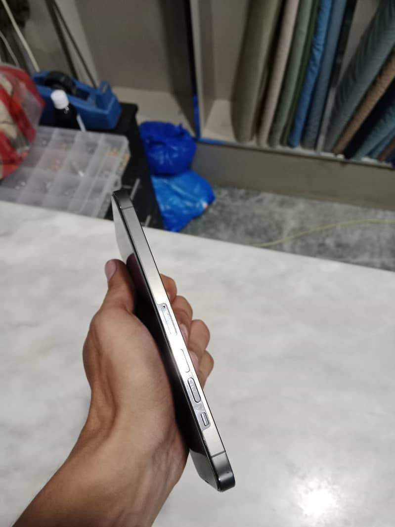 iPhone 13pro max 3