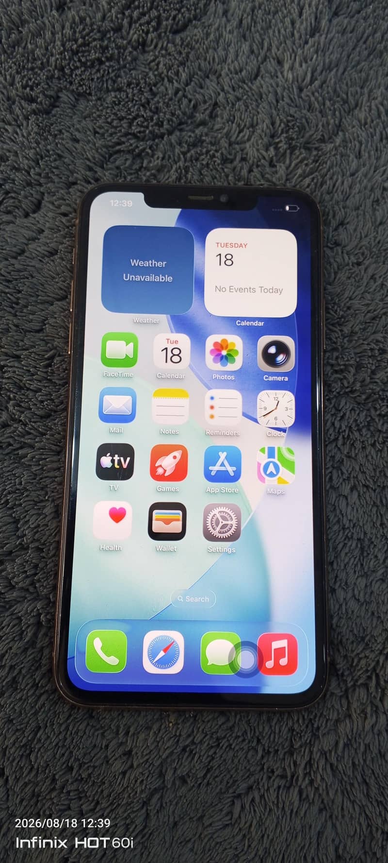 Apple iPhone 11 Pro Max 6